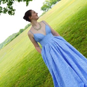 Periwinkle Sherri Hill prom dress